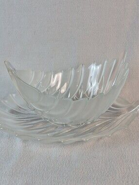 Mikasa / Walther Glas Crystal Leaf Bowl & Platter Set